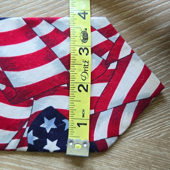 Beans McGee necktie - Picture 5 of 5